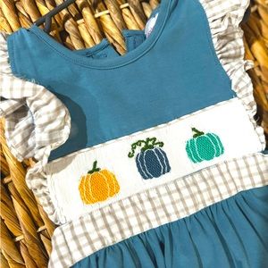 Girls Smocking dog Boutique shirt bloomer set PRECIOUS 🎃🍁💙🩷